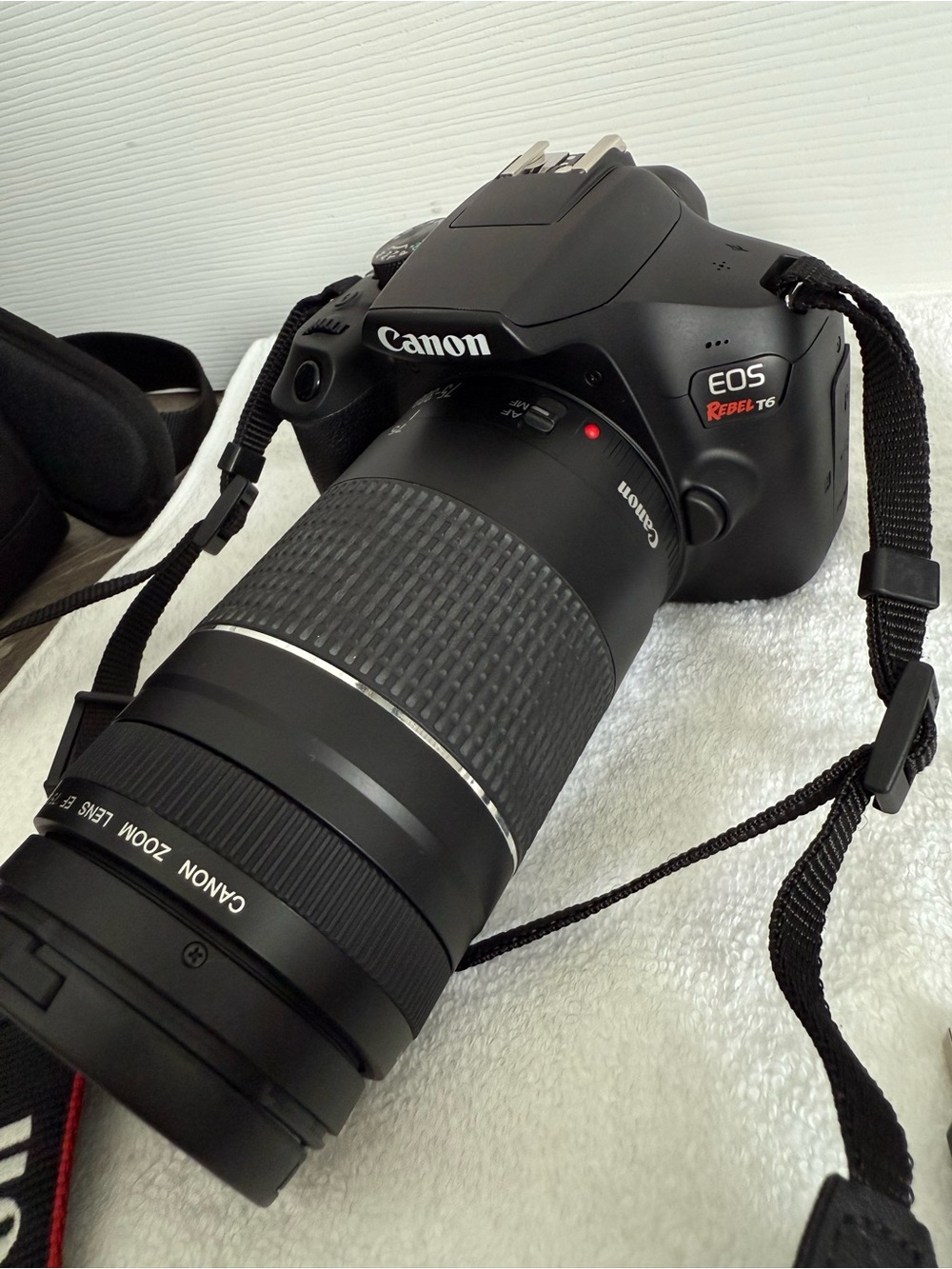 Canon EOS Rebel T6